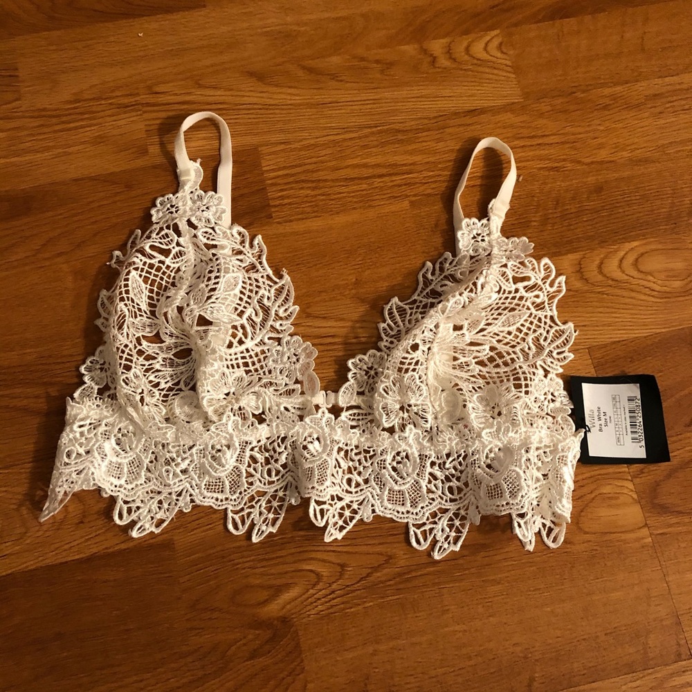 Lace bra